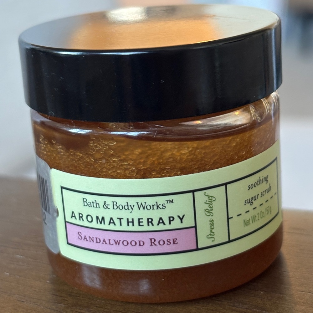Bath & Body Works Aromatherapy Sugar Scrub 2oz Sandalwood Rose